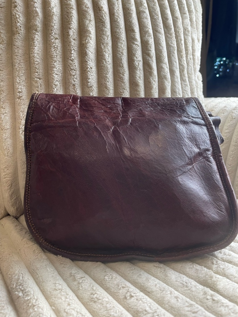 Vintage Chocolate Brown Leather Satchel with Buckle - Picture 5 of 11